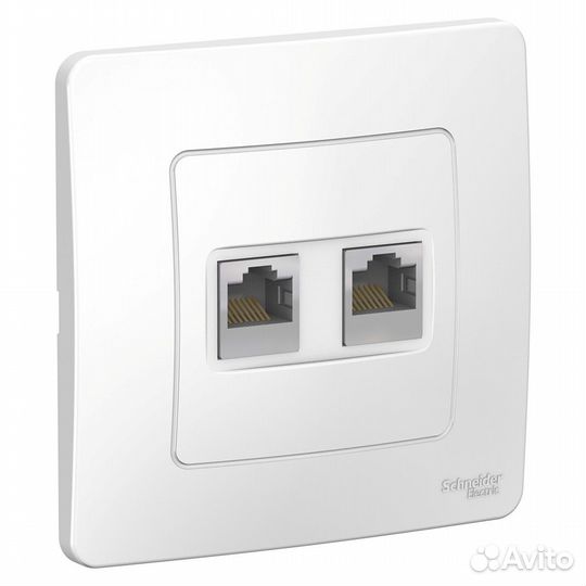 Розетка компьютерная Schneider Electric Blanca