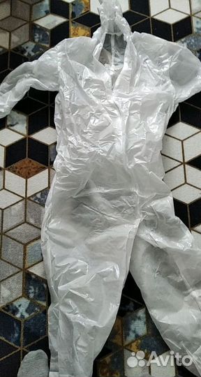 Костюм защитный одноразовый