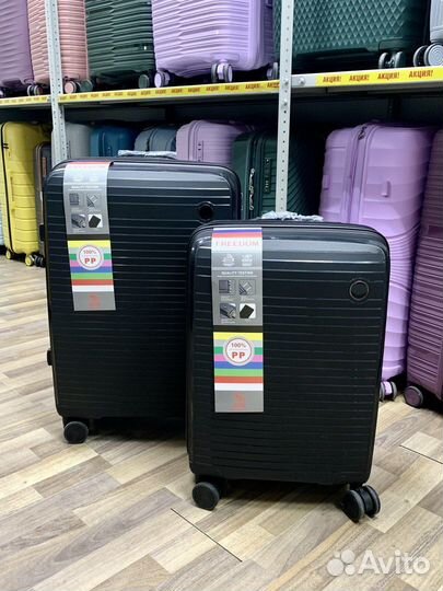 Чемодан на колесах ручная кладь s