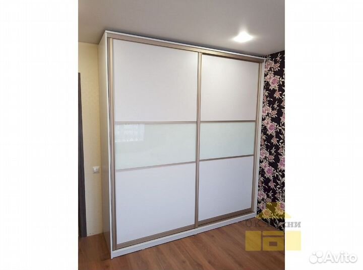 Шкаф купе угловой