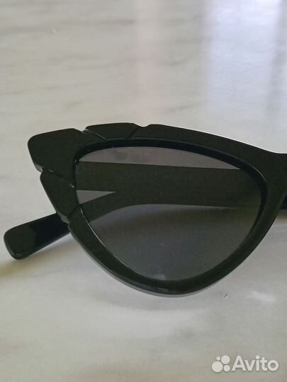 Солнцезащитные очки Baldinini,новые