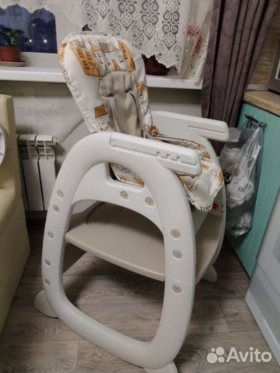 Стульчик для кормления