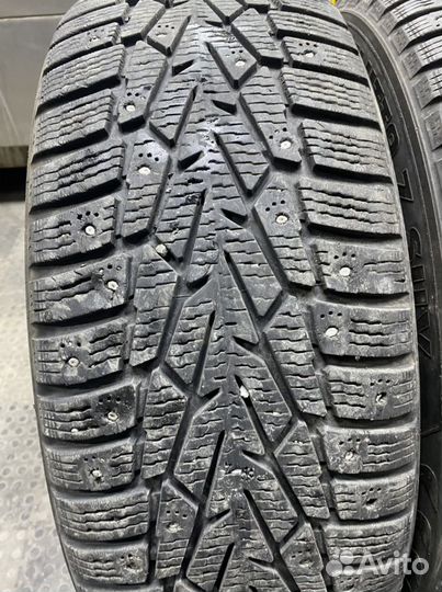 Nokian Tyres Hakkapeliitta 7 SUV 215/60 R17