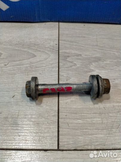 Эксцентрик задний Bmw 528I E39 M52 01/1999