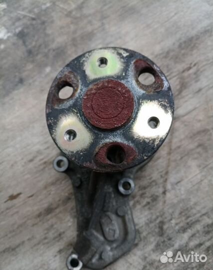 Помпа водяного охлаждения Хонда Црв 3 CR V