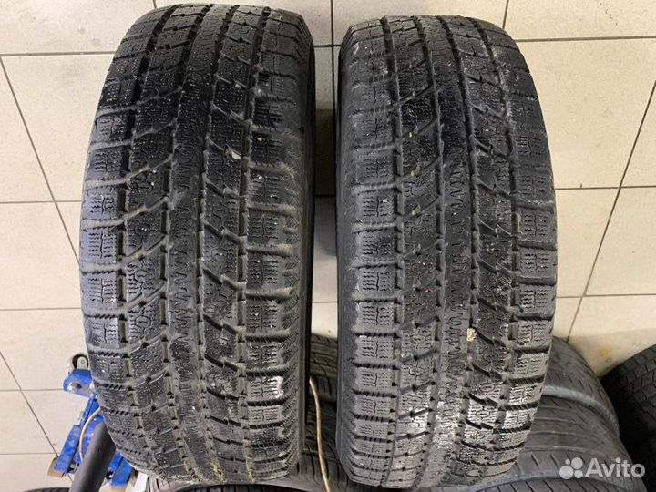 Toyo Observe GSi-6 235/65 R17 104Q