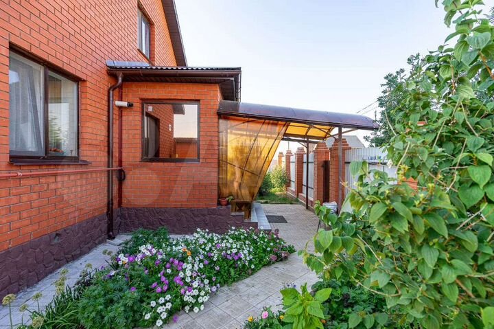 Дом 170 м² на участке 10 сот.