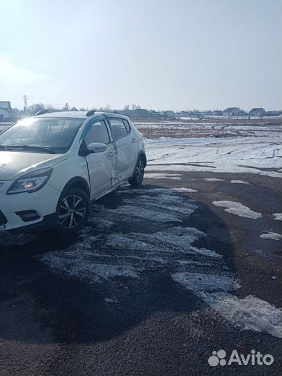 LIFAN X50 1.5 МТ, 2017, битый, 106 000 км