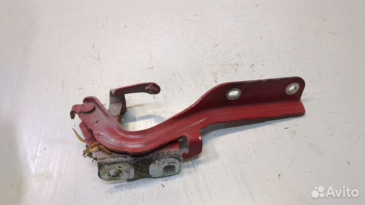 Петля капота левая Nissan Juke