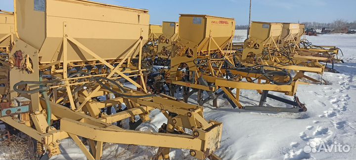 Комплекс посевной Омсксельмаш КСКП-2.1, 2011