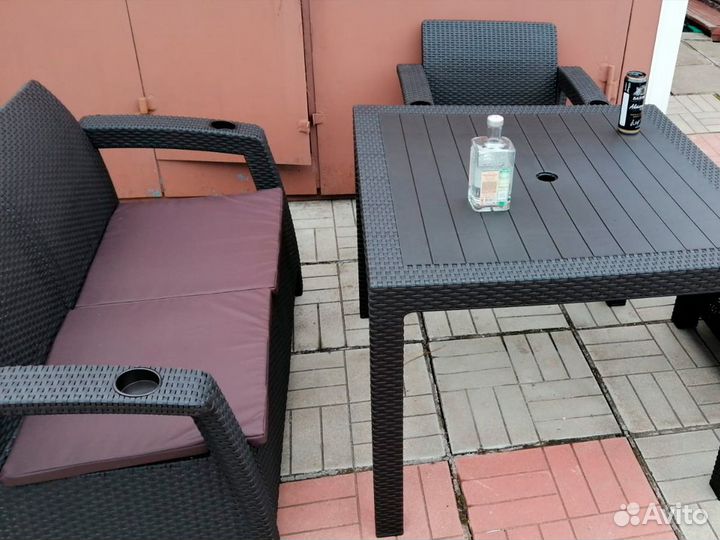 Садовая мебель из ротанга - двухместный диван