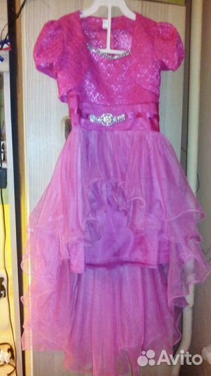 Нарядное платье