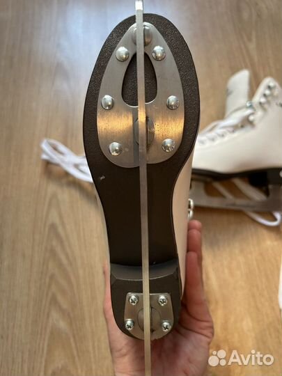 Коньки детские на девочку 32