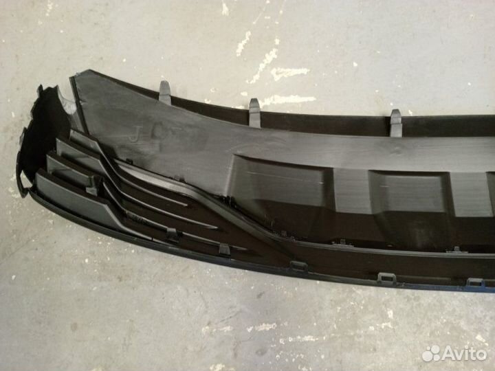 Юбка бампера задняя Geely Monjaro