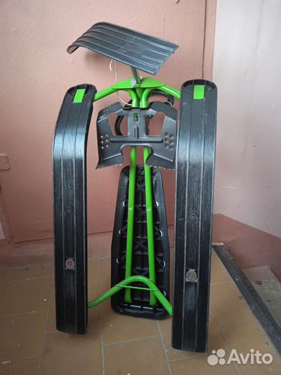 Детский снегокат бу