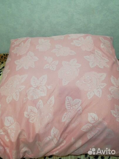 Подушка пух-перо 70*70