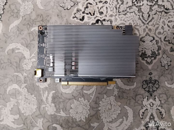 Видеокарта RX560xt 8gb