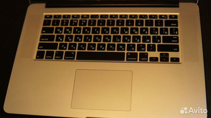 Macbook pro 15 2015 r9 m370x