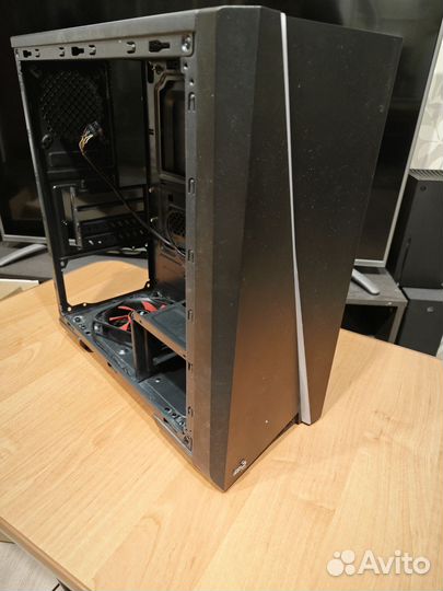 Компьютерный корпус Aerocool Cylon Mini