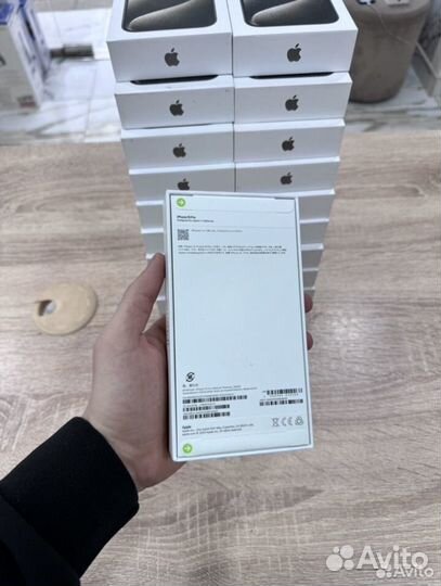 iPhone 15 Pro, 256 ГБ