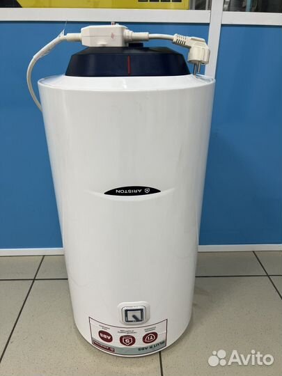 Водонагреватель Ariston 40 L