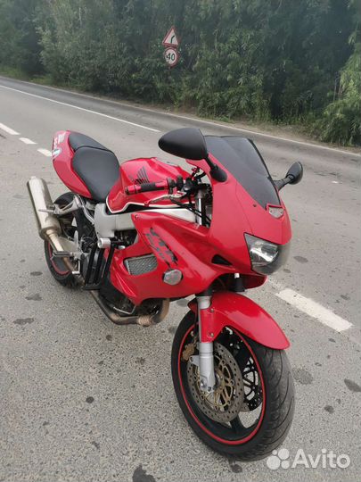 Honda vtr 1000f