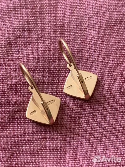 Серьги золотые 585 проба. 4,66 грамм