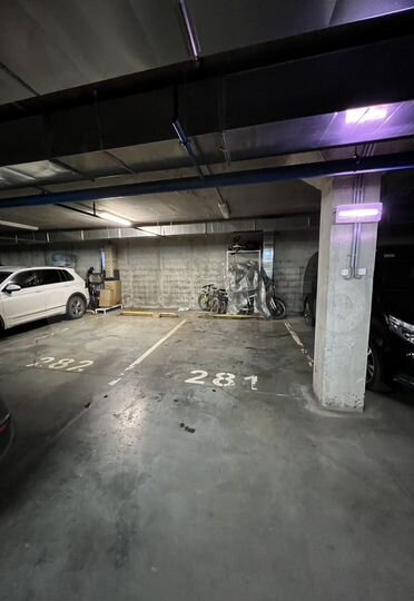 Машиноместо, 15 м²