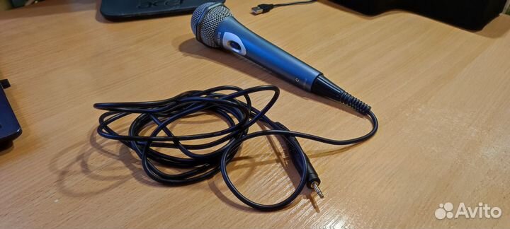 Микрофон Philips SBC MD150