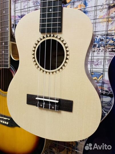 Гавайская гитара + тюнер