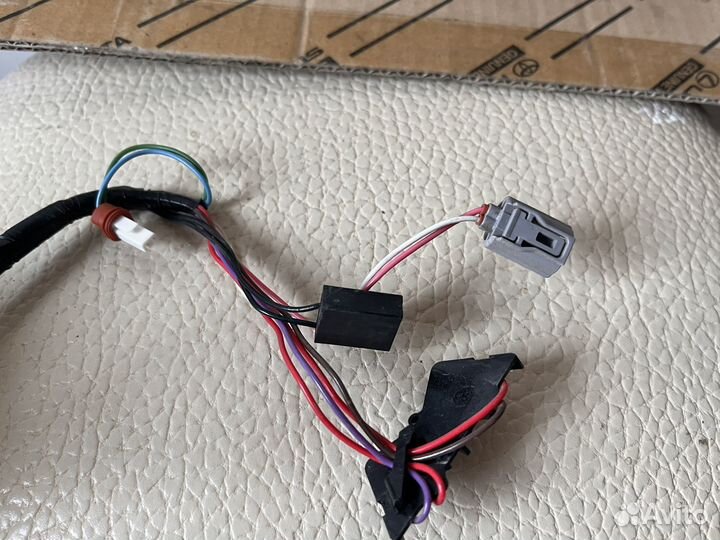 Проводка зеркала 9 контакт toyota Rav 4 xa 50