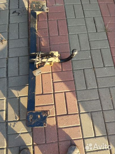 Фаркоп Тоyota Camry