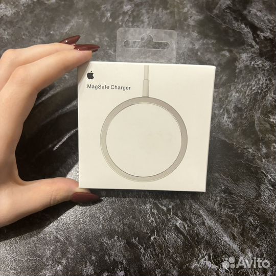 Беспроводная зарядка для iPhone