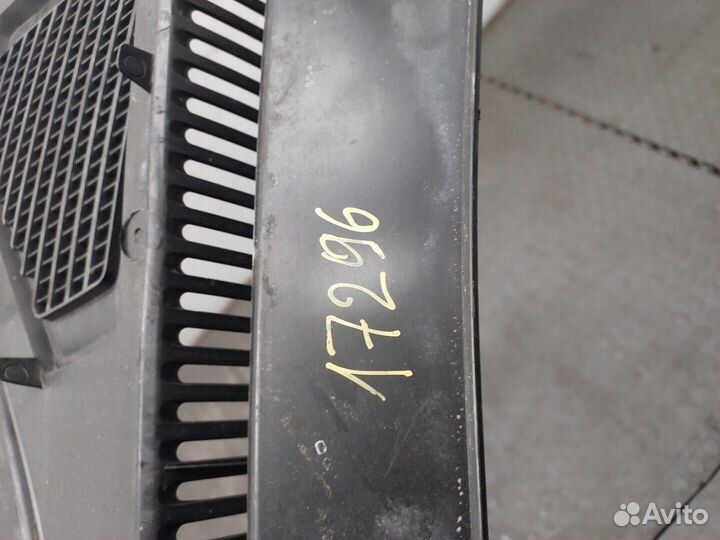 Жабо под дворники Volkswagen Jetta 7 2018