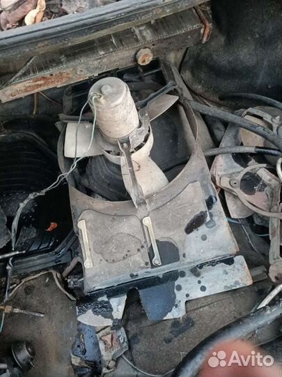 Продается радиатор вместе с диффузором и вентилято