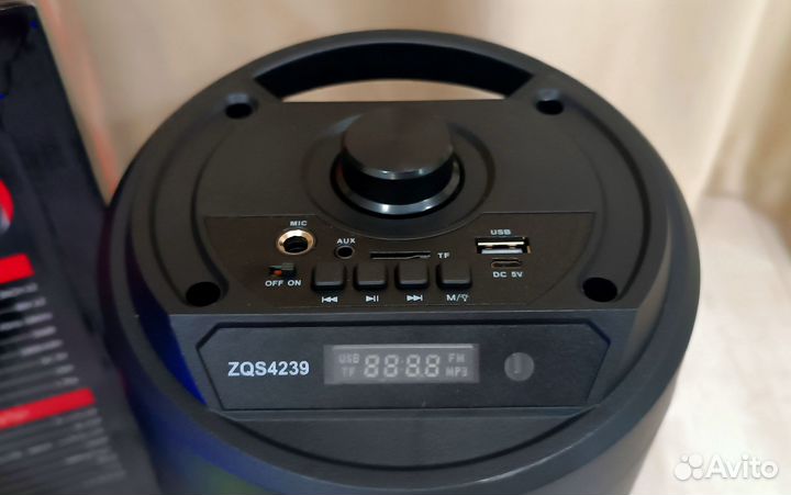 Музыкальная колонка