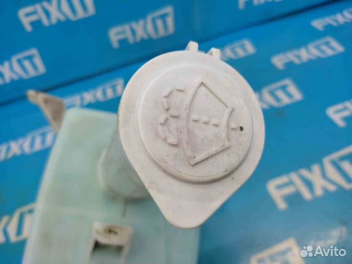 Бачок омывателя MR192217 Mitsubishi