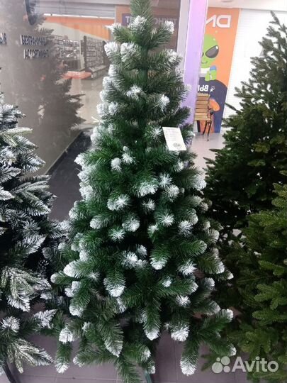Ель искусственная