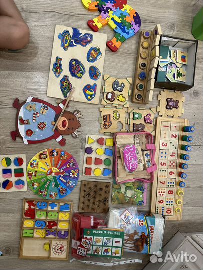 Развивающие игрушки пакетом