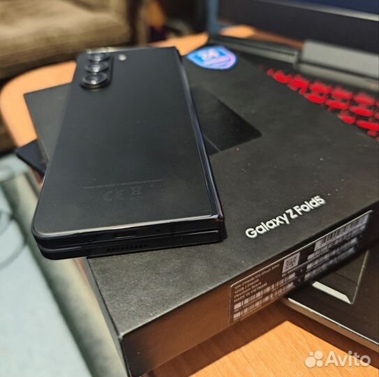 Samsung Galaxy Z Fold5, 12/256 ГБ