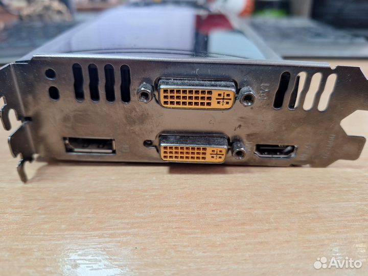 Видеокарта Zоtас gтх460 1Gb 236Вit DDR5