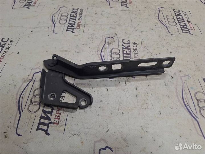 Петля капота левая Audi Q7 2005