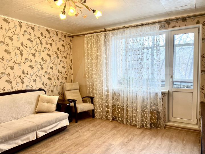 2-к. квартира, 43 м², 2/5 эт.