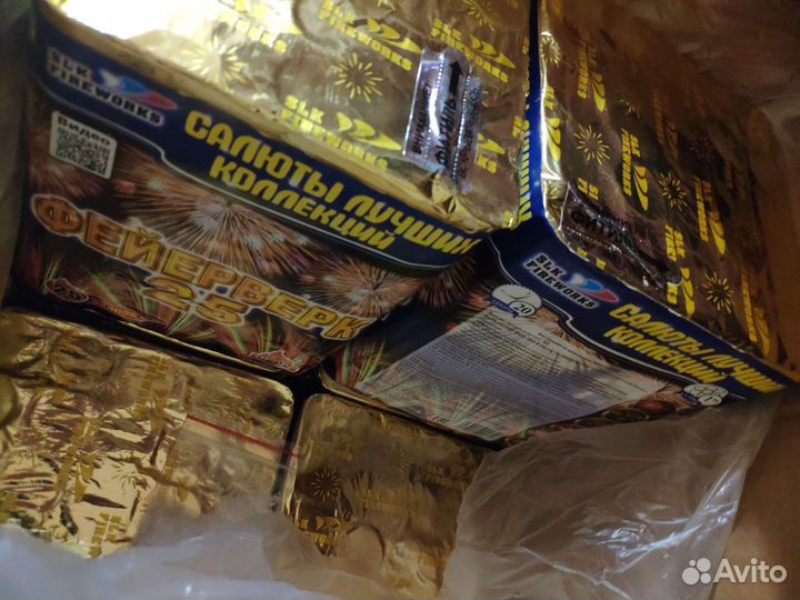 Салюты 19 - 258 залпов, римская свеча, фейерверки