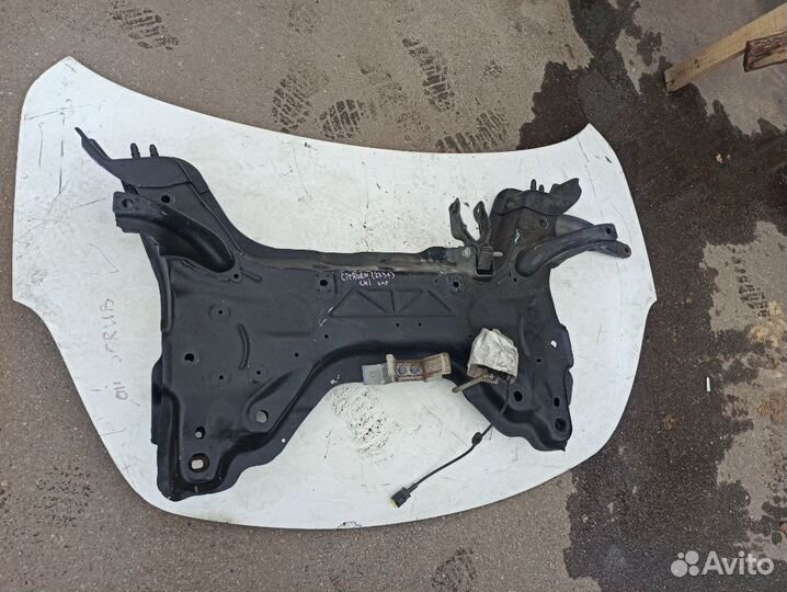 Подрамник передний Citroen C4