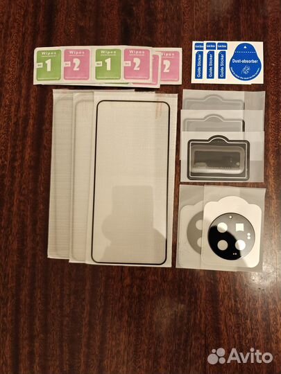 Аксессуары и планшет