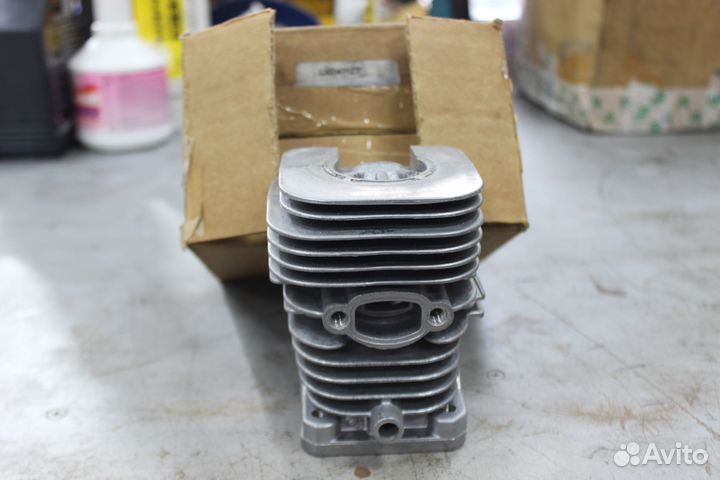 Продажа запчастей на старые моделей husqvarna