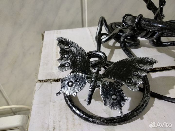 Светильник настольный кованый