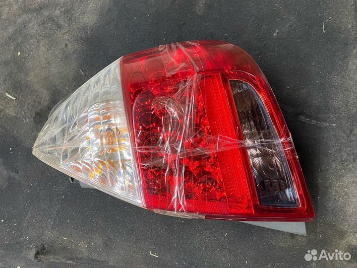 Стоп сигнал Б/У 33551SAA003