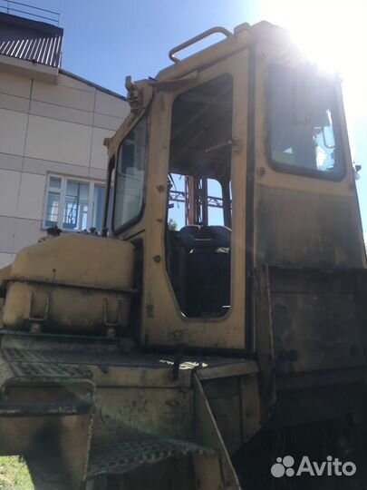 Кабина бульдозера Caterpillar D9N